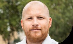 Lewis portrait with curved edge